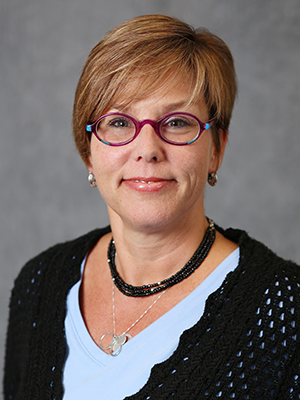 Photo of Victoria Facto, CCIM