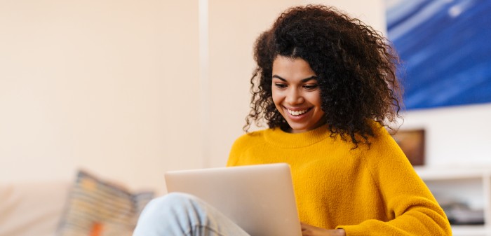 woman checking her Credit report
