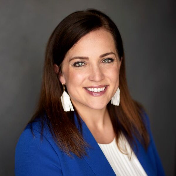 Headshot of Dana Huey